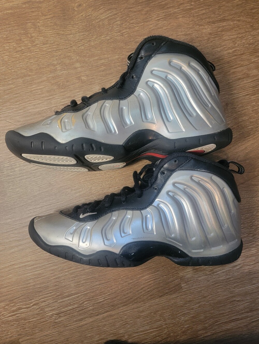 USED Kids NIKE Air Foamposite One Chrome Black (GS) CN5268-001 - Size Y5.5